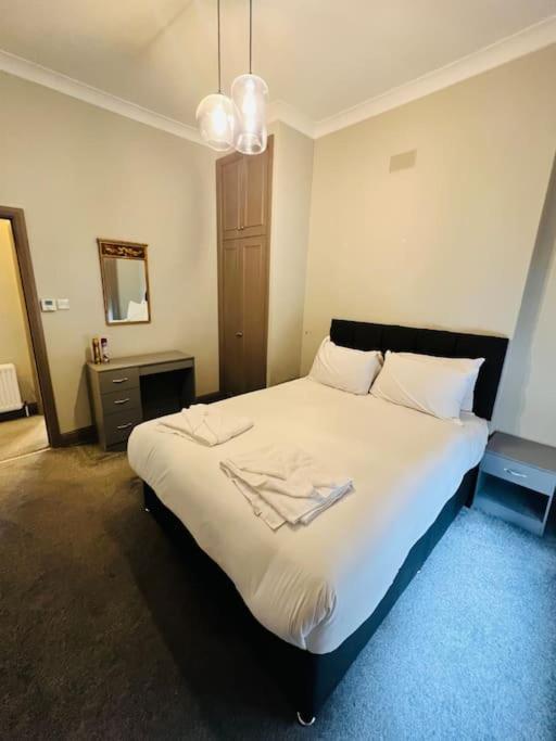 3 Notting Hill, Portobello Road-Amazing Location! Londýn Exteriér fotografie