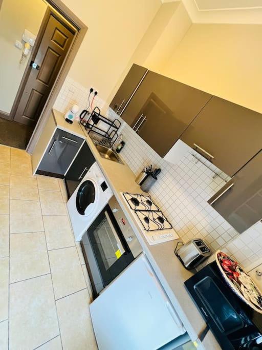 3 Notting Hill, Portobello Road-Amazing Location! Londýn Exteriér fotografie