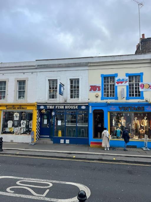 3 Notting Hill, Portobello Road-Amazing Location! Londýn Exteriér fotografie