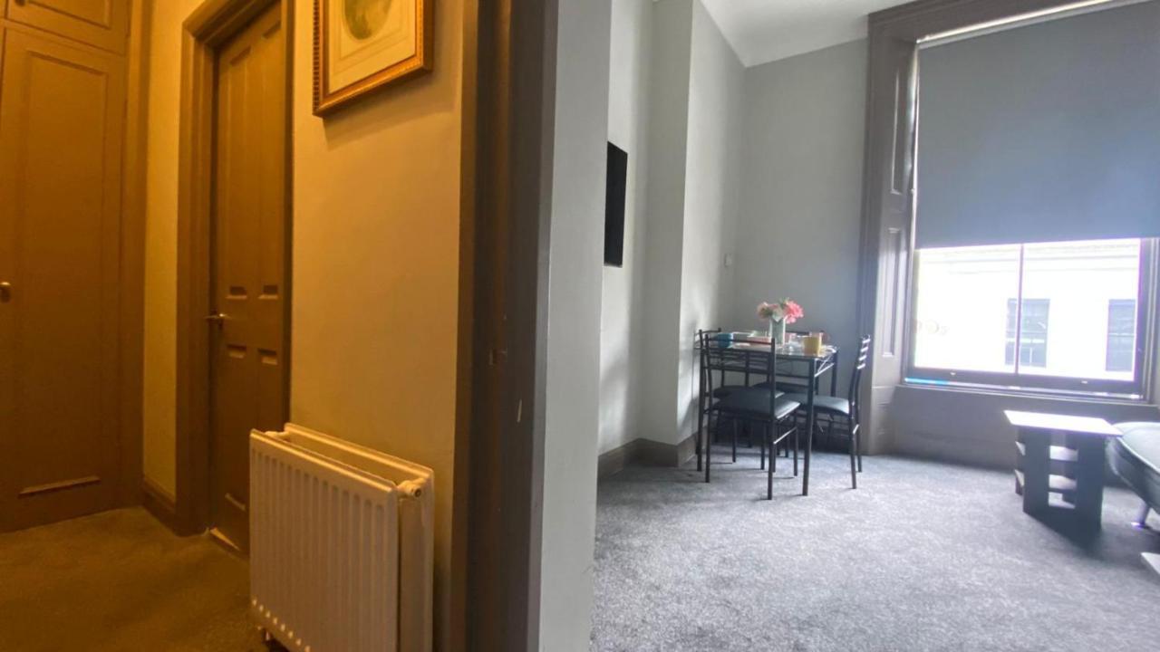 3 Notting Hill, Portobello Road-Amazing Location! Londýn Exteriér fotografie