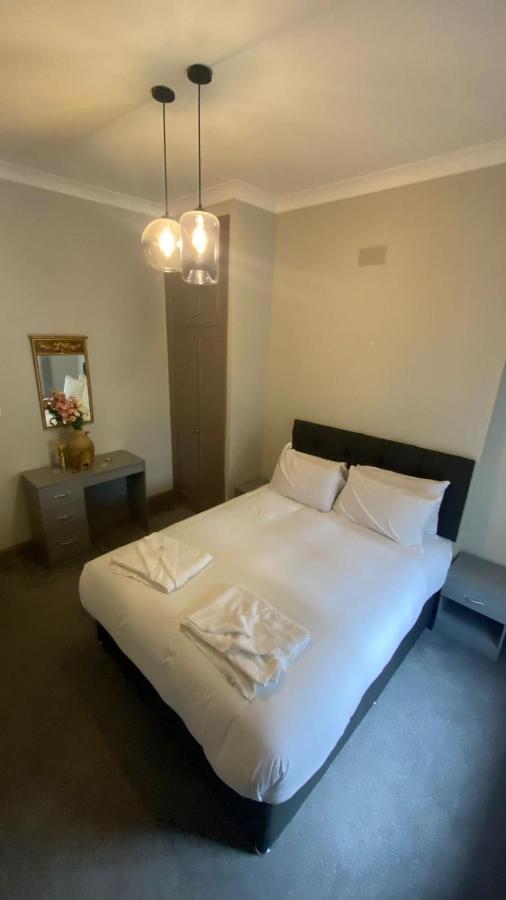 3 Notting Hill, Portobello Road-Amazing Location! Londýn Exteriér fotografie